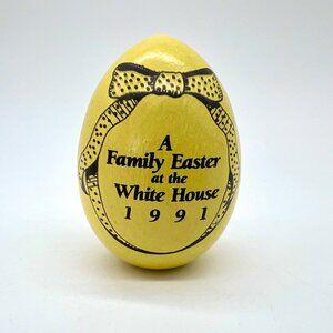1991 White House Easter Egg Yellow Wooden George & Barbara Bush Collectible